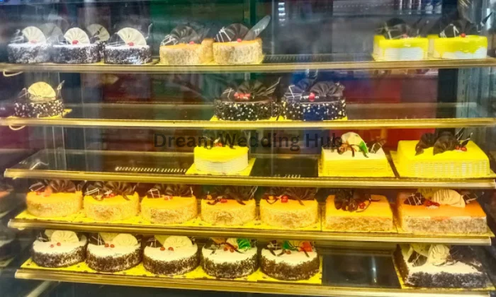 Yours Universe Bakes  Cakes